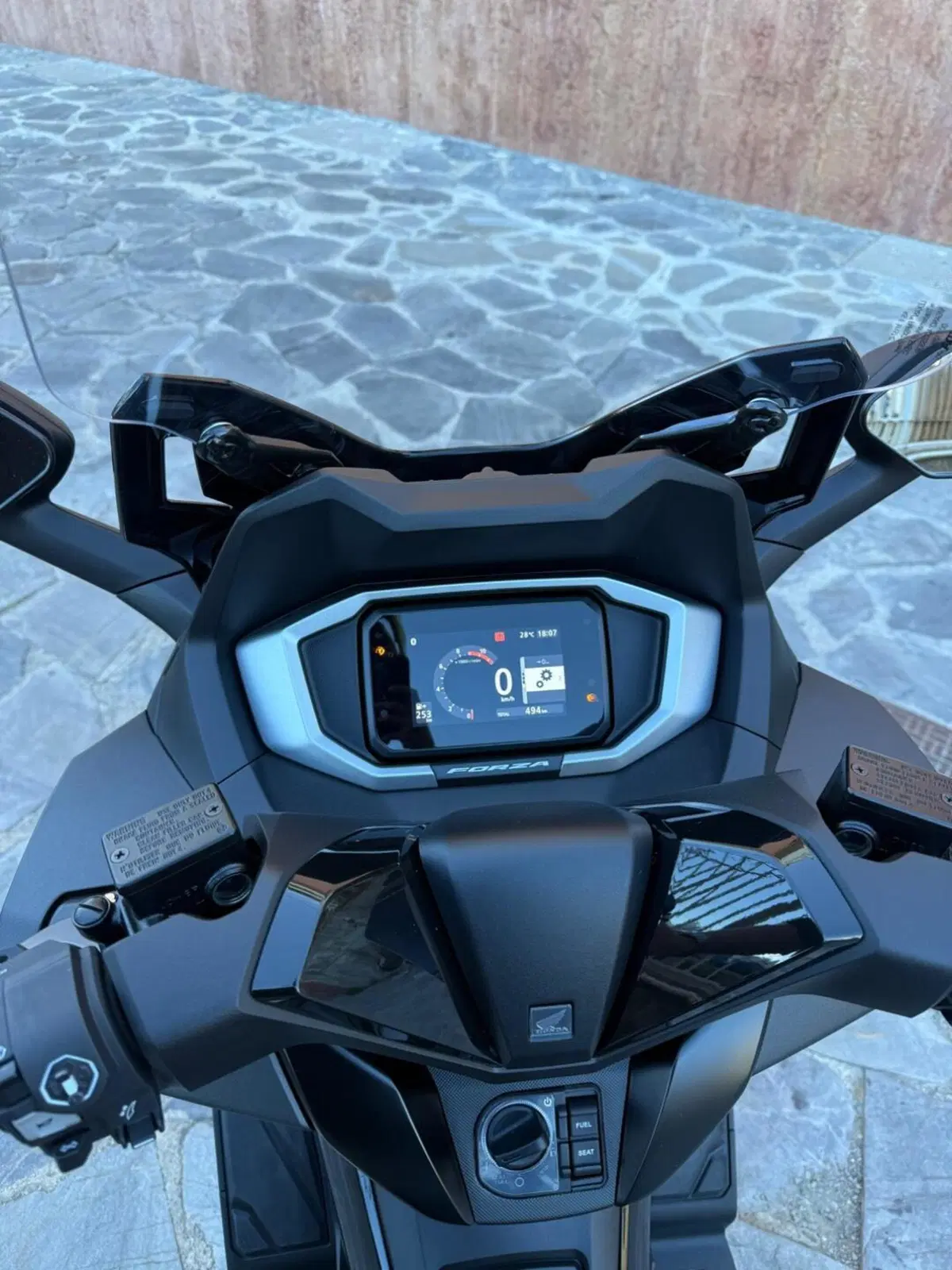 Honda Forza 350 (2025 - 26) (6)