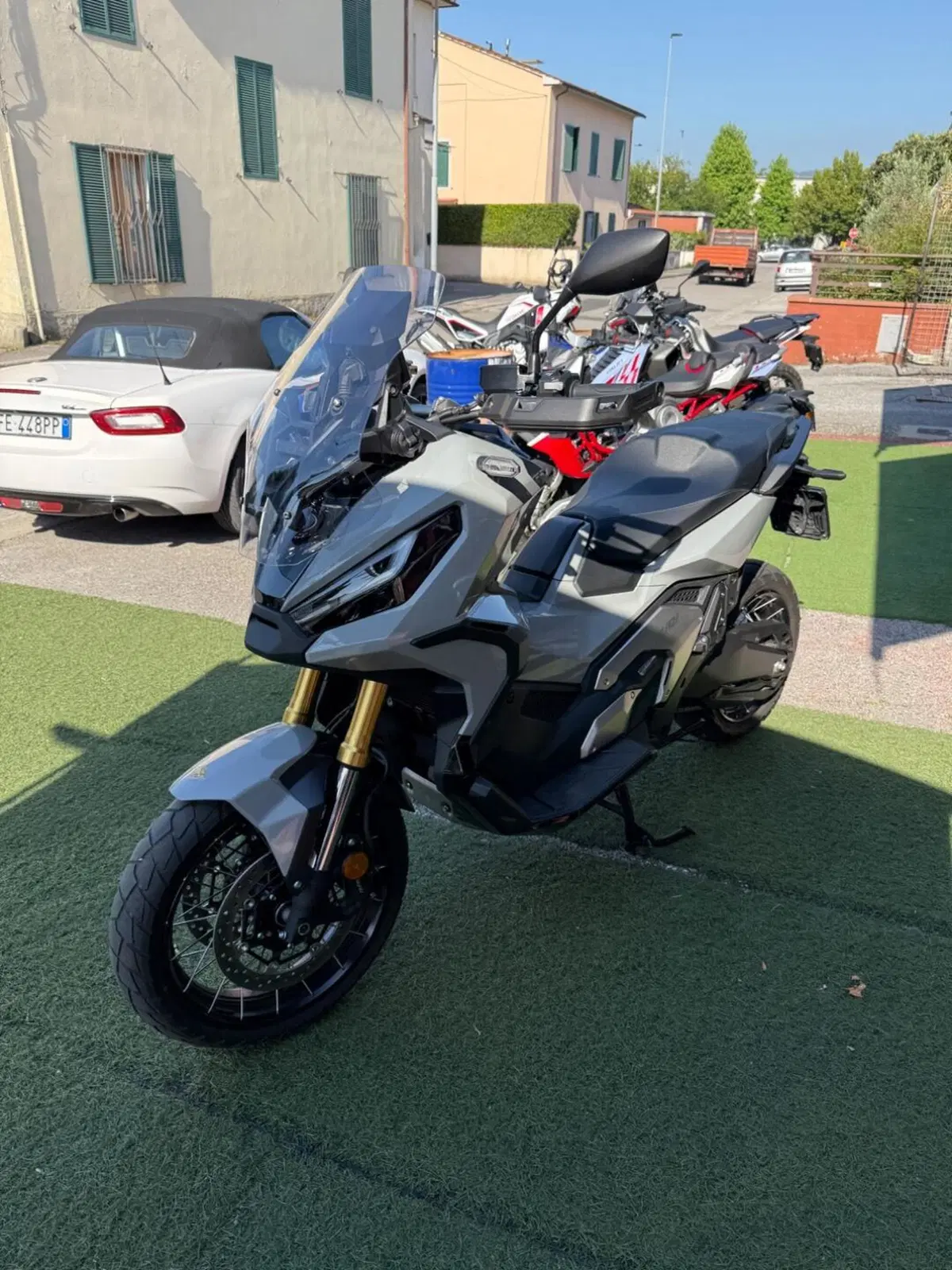 Honda X-ADV 750 DCT (2021 - 24) (2)