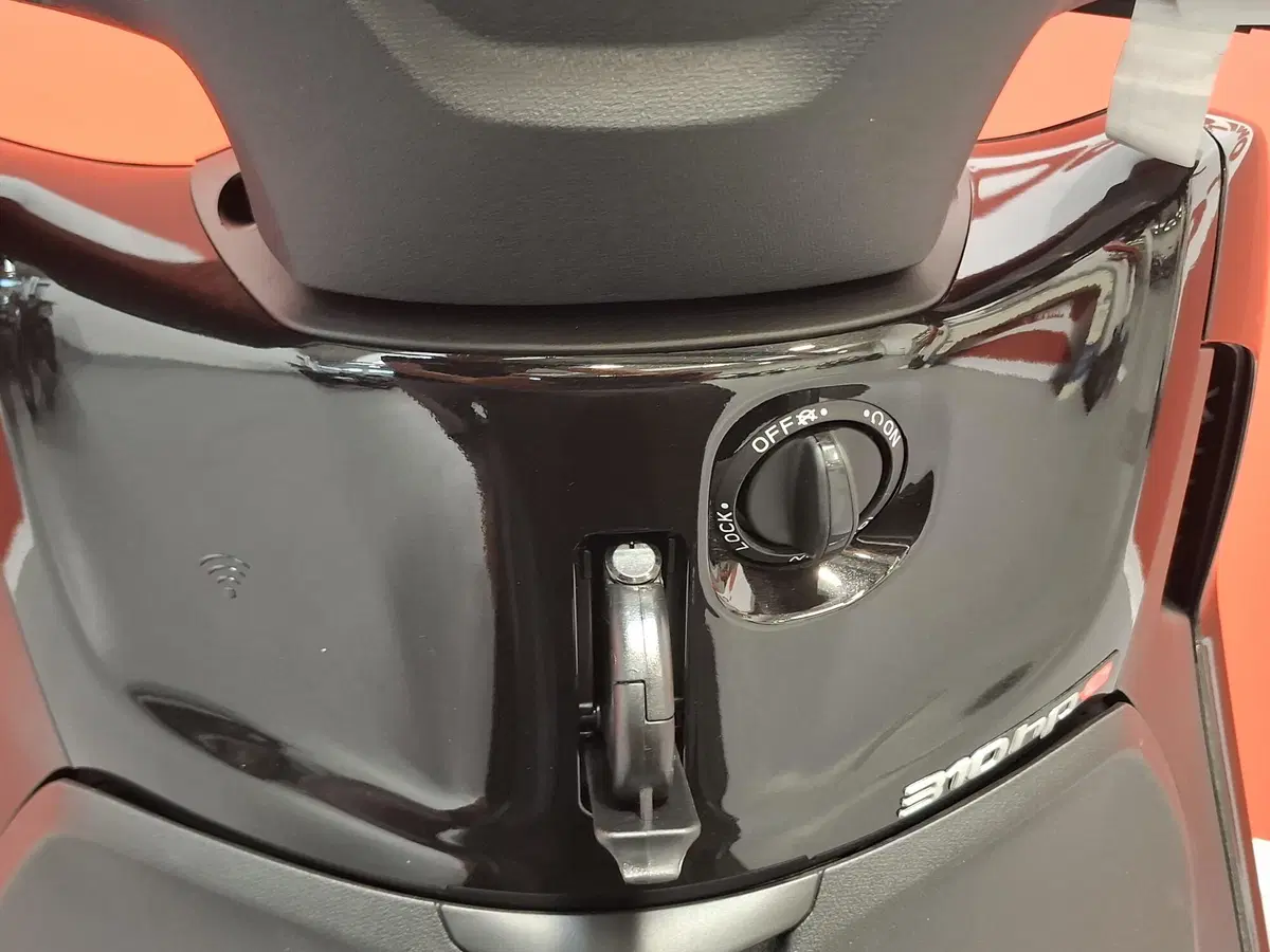 Piaggio Beverly 310 (2025 - 26) (8)