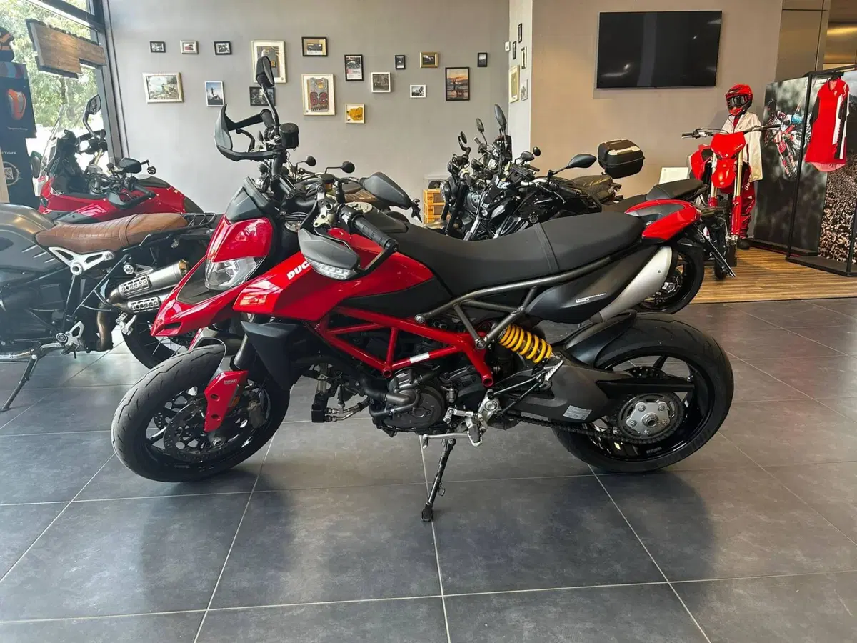 Ducati Hypermotard 950 (2022 - 25) (2)