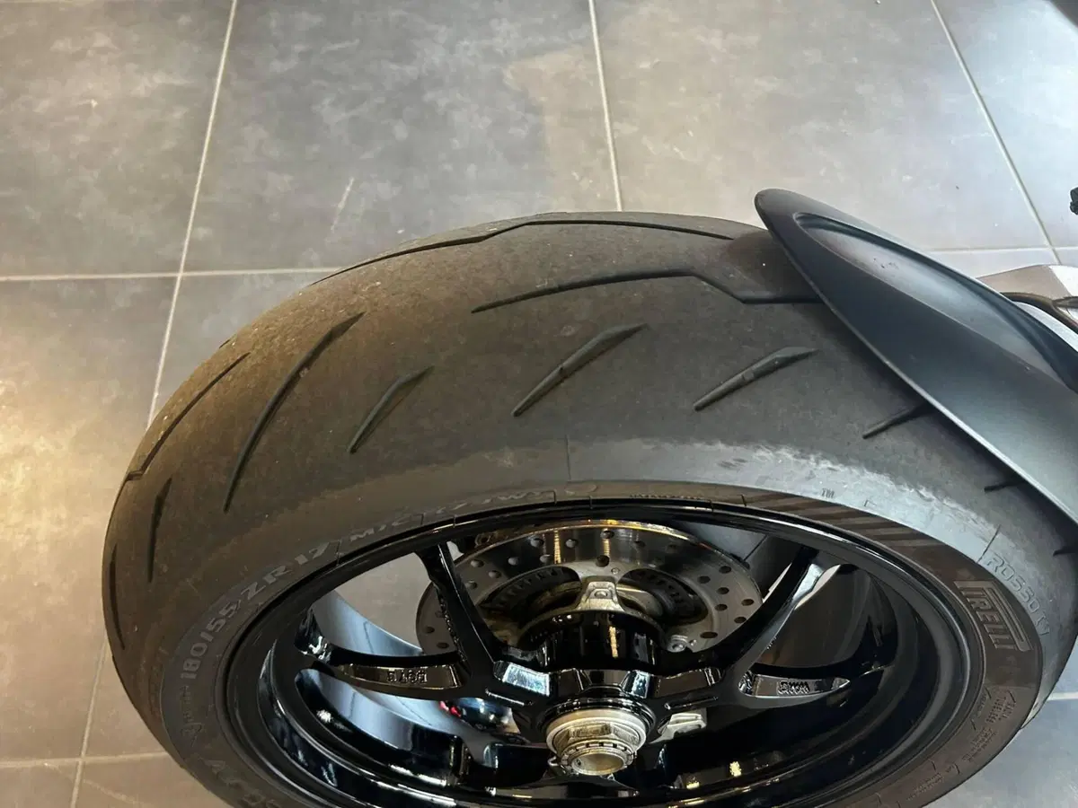 Ducati Hypermotard 950 (2022 - 25) (5)