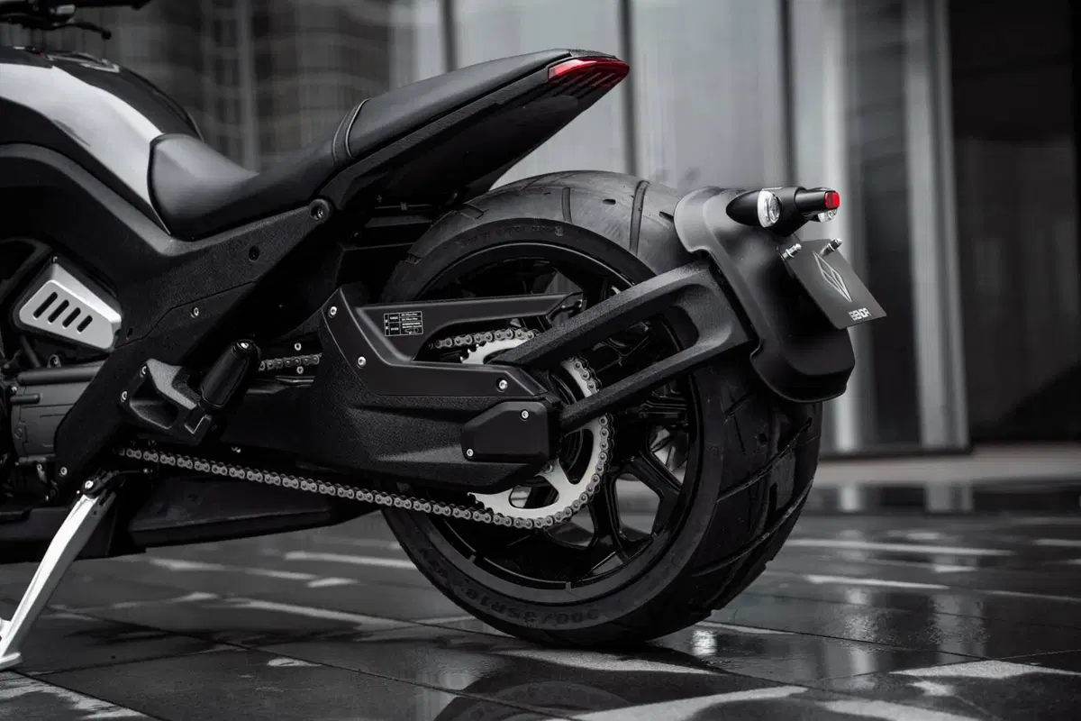 Benda Motorcycles LFC 700 Pro (2026) (4)