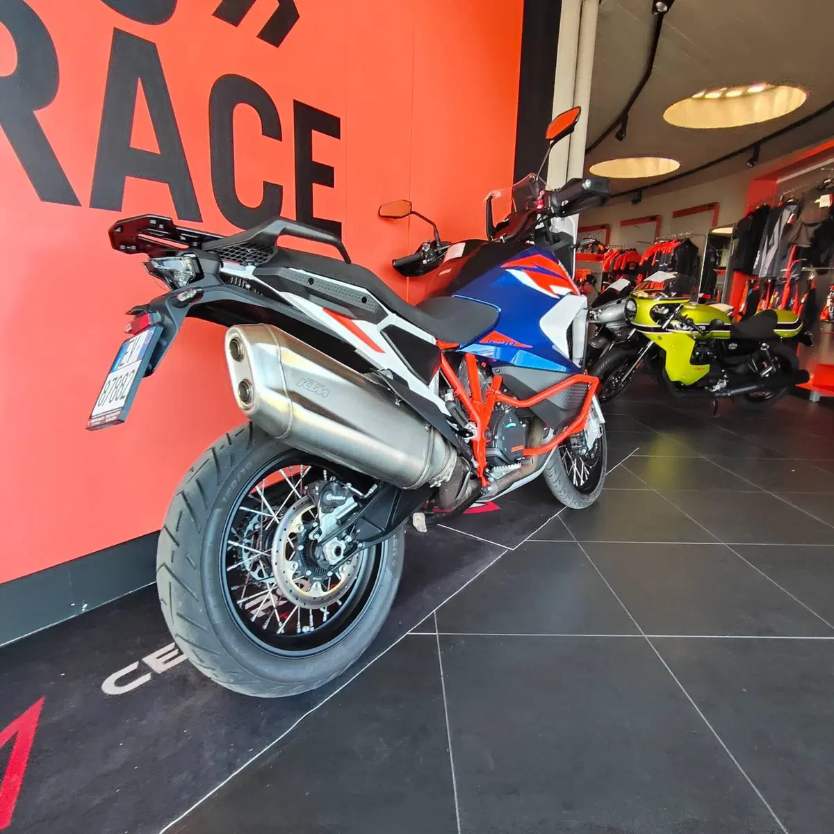 KTM 1290 Super Adventure R (2021) (5)