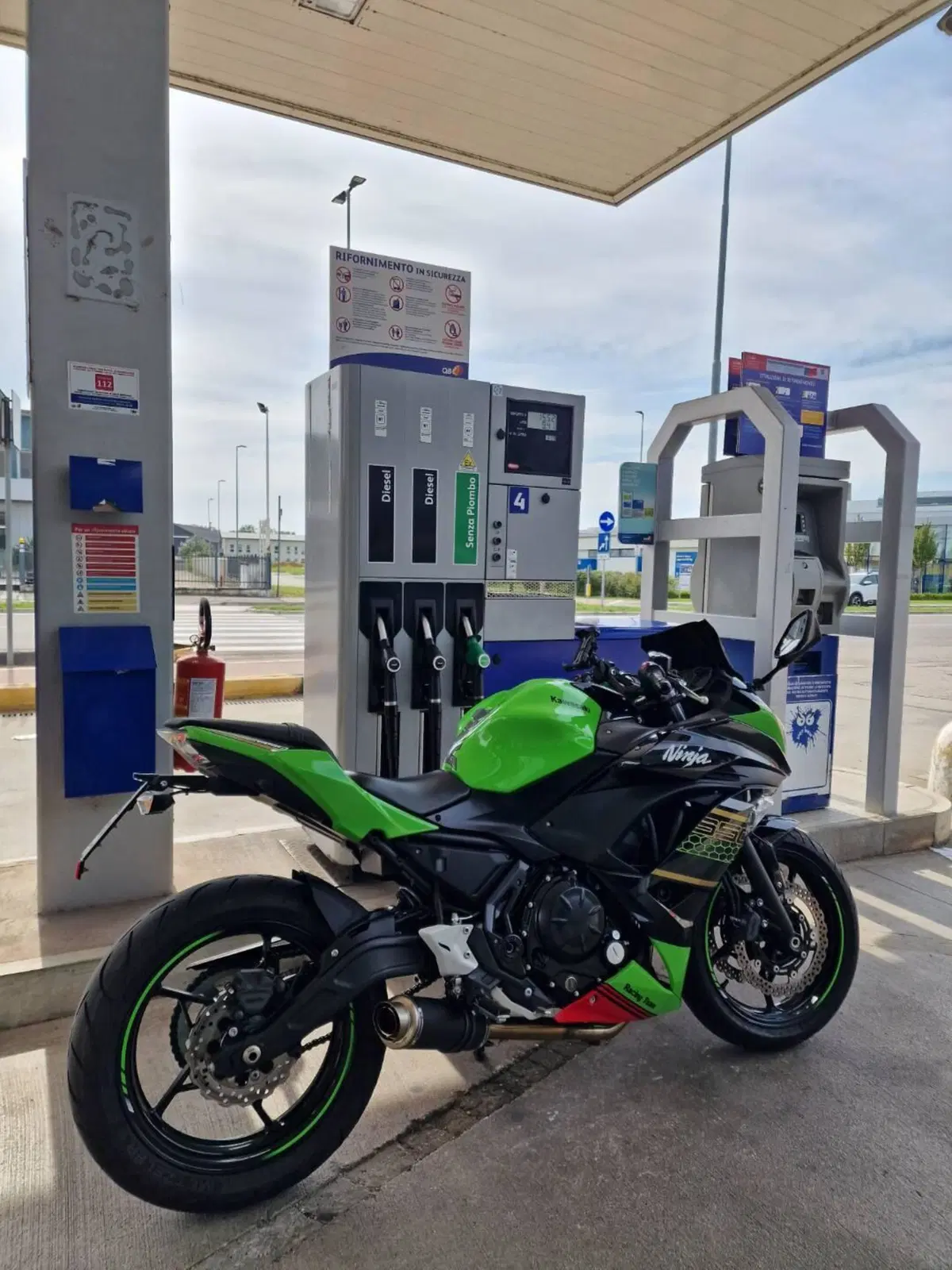 Kawasaki Ninja 650 KRT Edition (2017 - 19) (3)