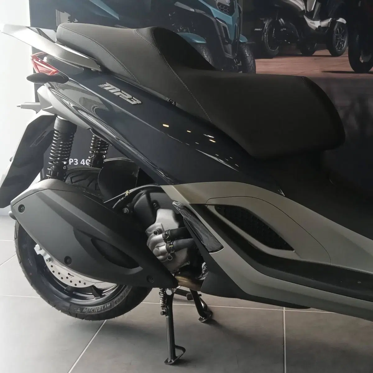 Piaggio MP3 310 (2025 - 26) (14)