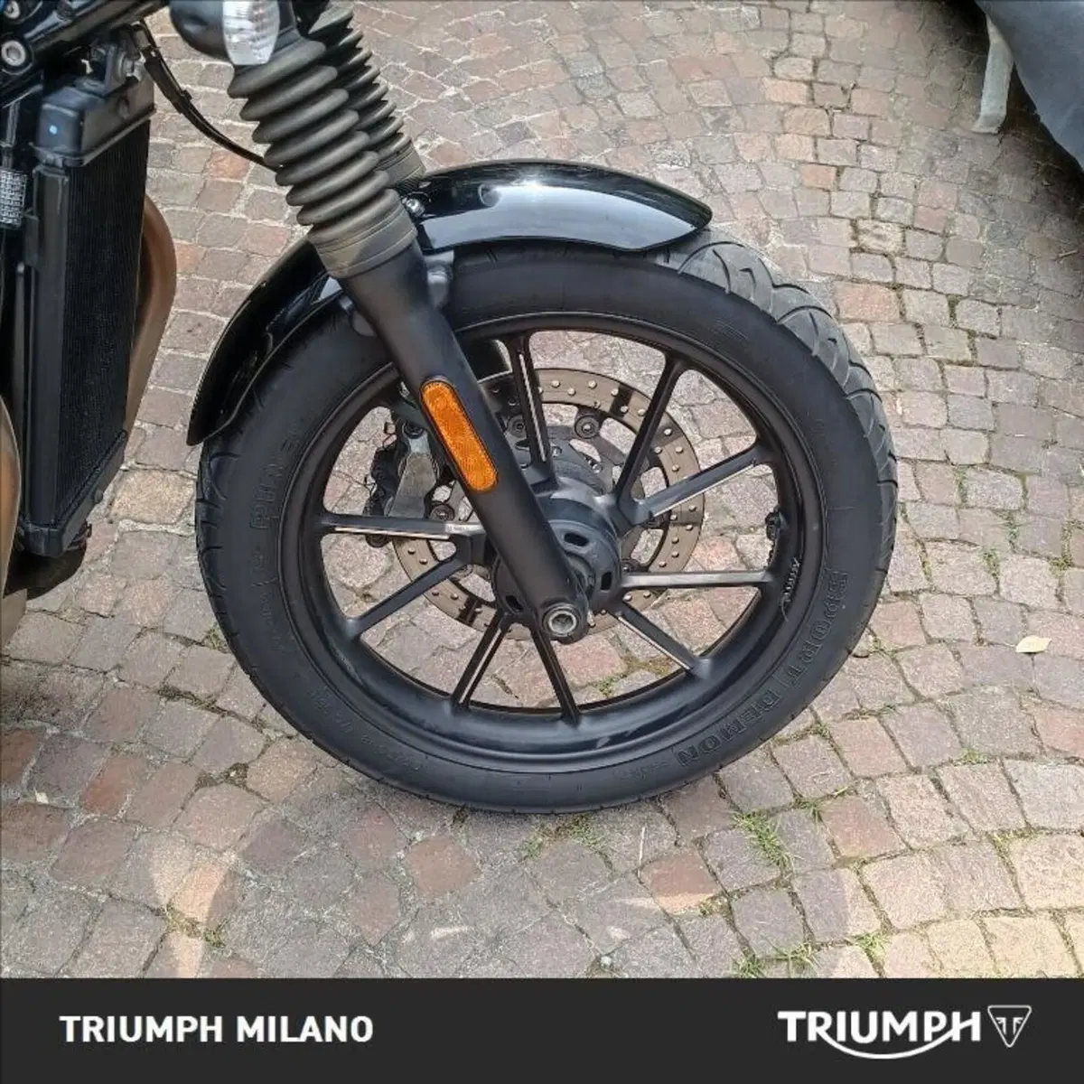 Triumph Street Twin 900 (2021 - 22) (4)