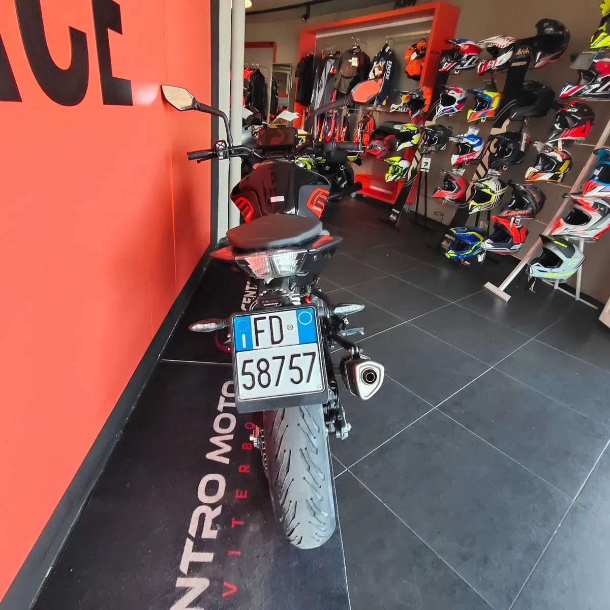 KTM 125 Duke (2021 - 23) (2)