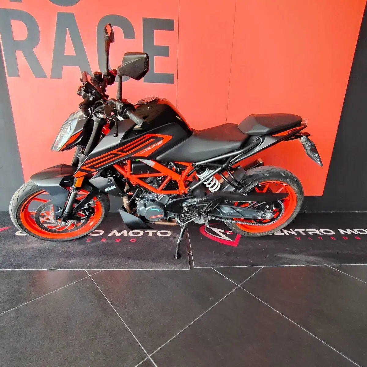 KTM 125 Duke (2021 - 23) (8)