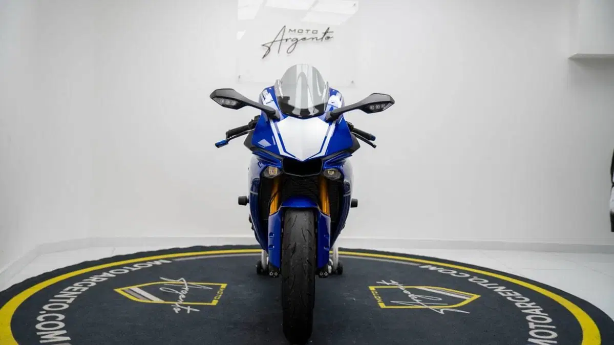 Yamaha YZF R1 (2020 - 25) (5)