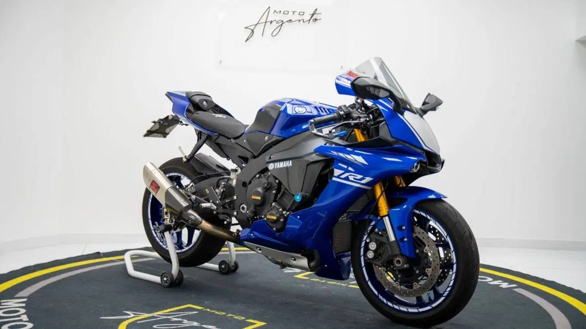 Yamaha YZF R1 (2020 - 25) (6)