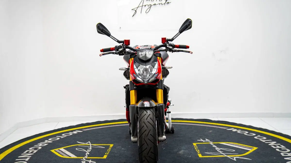 Ducati Streetfighter (2009 - 12) (9)