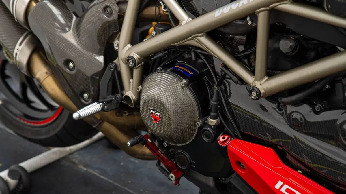 Ducati Streetfighter (2009 - 12) (15)