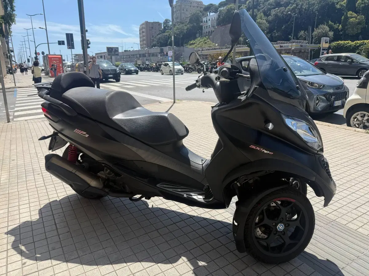 Piaggio Mp3 500 ABS Hpe Sport Advanced (2021 - 23) (2)