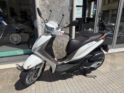 Piaggio Medley 150 ABS (2021 - 25) usata