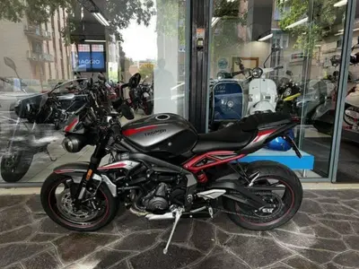 Triumph Street Triple R (2020 - 22) usata