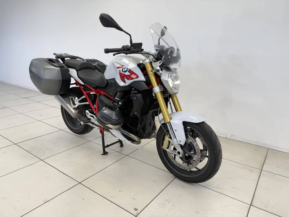 Bmw R 1200 R (2015 - 16) (4)