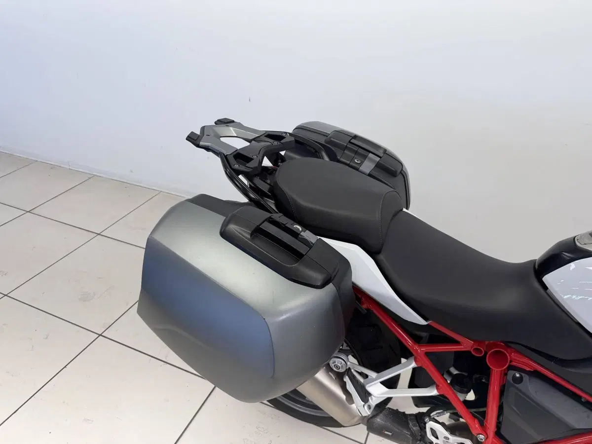 Bmw R 1200 R (2015 - 16) (18)