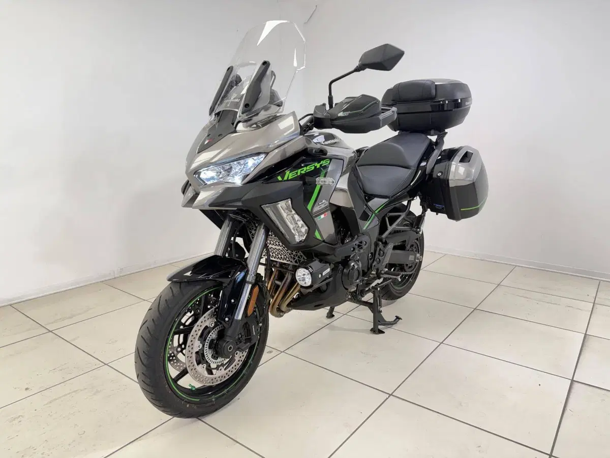 Kawasaki Versys 1100 SE (2025 - 26) (2)