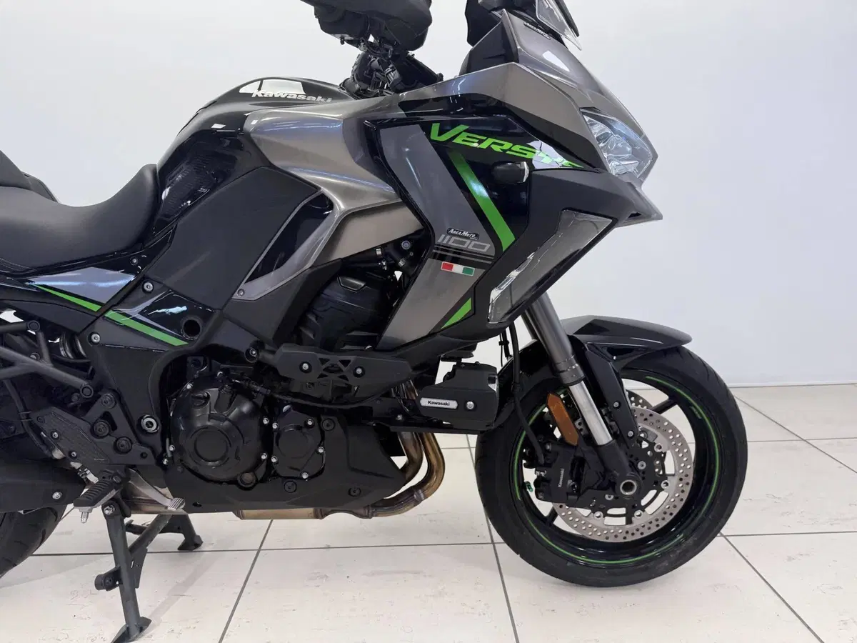 Kawasaki Versys 1100 SE (2025 - 26) (12)