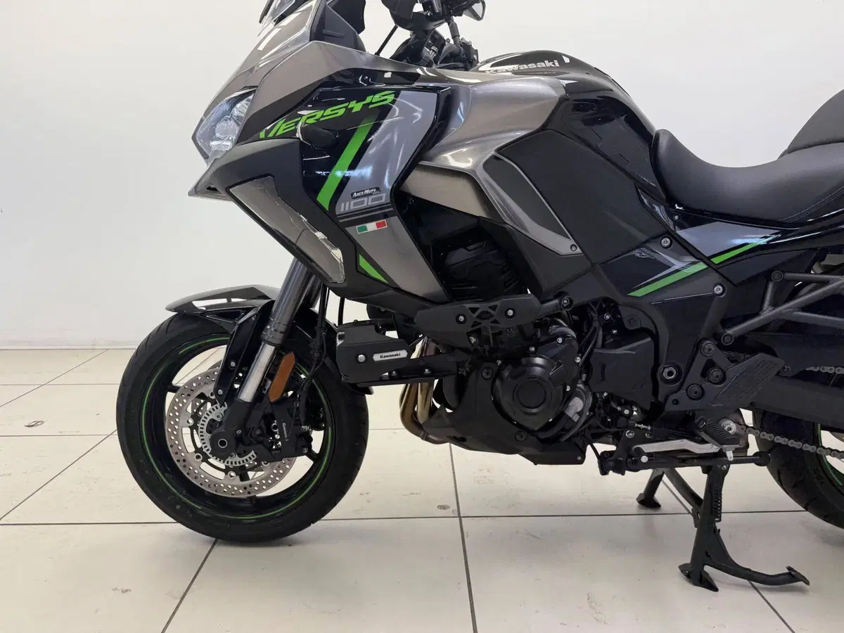 Kawasaki Versys 1100 SE (2025 - 26) (13)