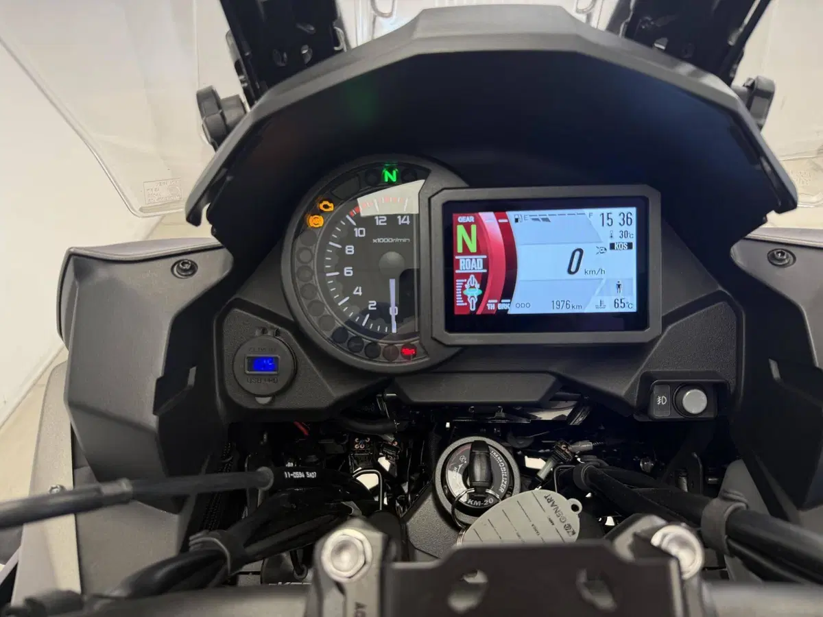 Kawasaki Versys 1100 SE (2025 - 26) (15)