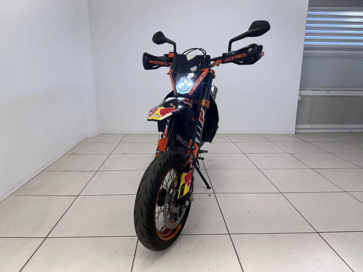 KTM 690 SMC R (2012 -17) (3)