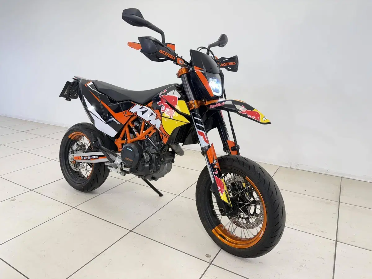 KTM 690 SMC R (2012 -17) (4)