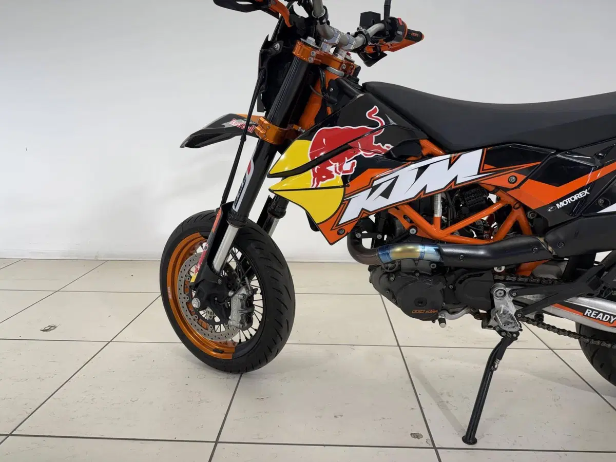 KTM 690 SMC R (2012 -17) (13)