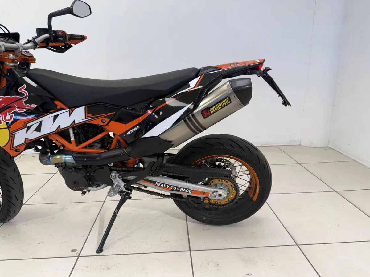 KTM 690 SMC R (2012 -17) (14)
