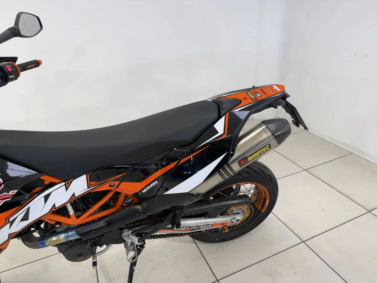 KTM 690 SMC R (2012 -17) (18)