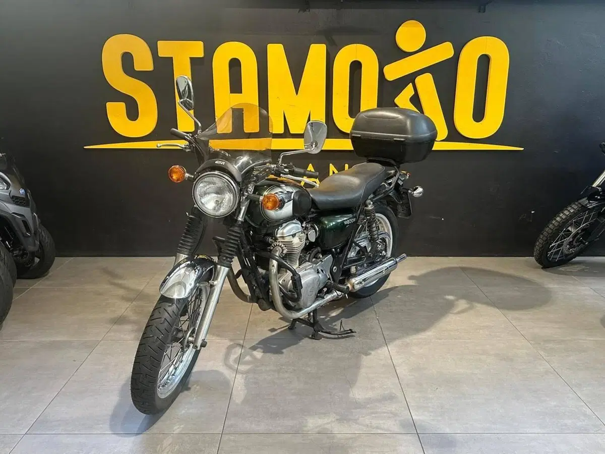 Kawasaki W 800 (2010 - 17) (4)