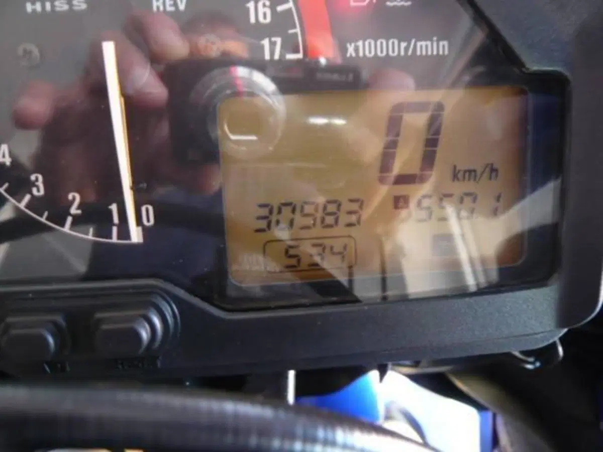 Honda CBR 600 RR (2005 - 06) (8)