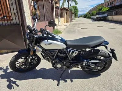 Ducati Scrambler 800 Icon (2023 - 24) usata