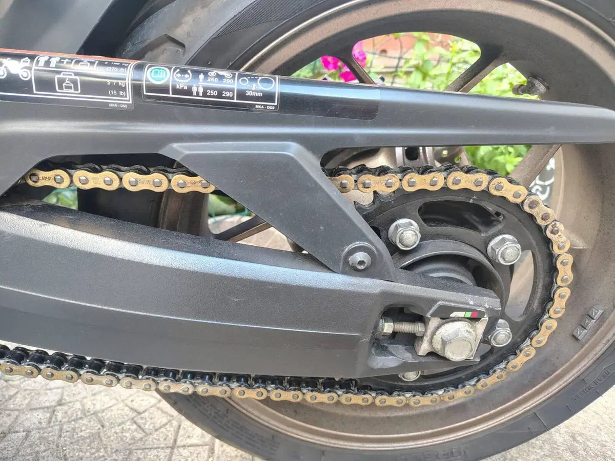 Honda CB 650 R (2021 - 23) (3)