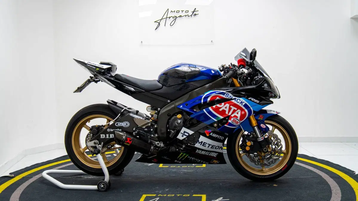 Yamaha YZF R6 (2010 - 16) (3)