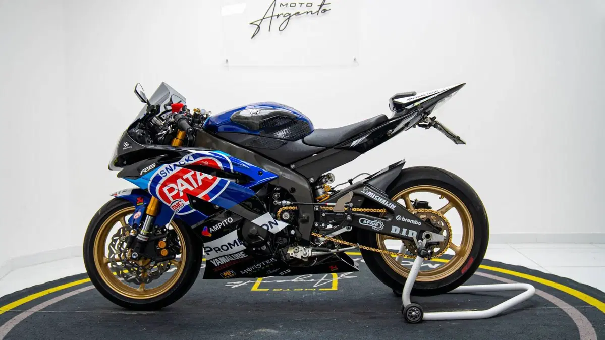 Yamaha YZF R6 (2010 - 16) (7)