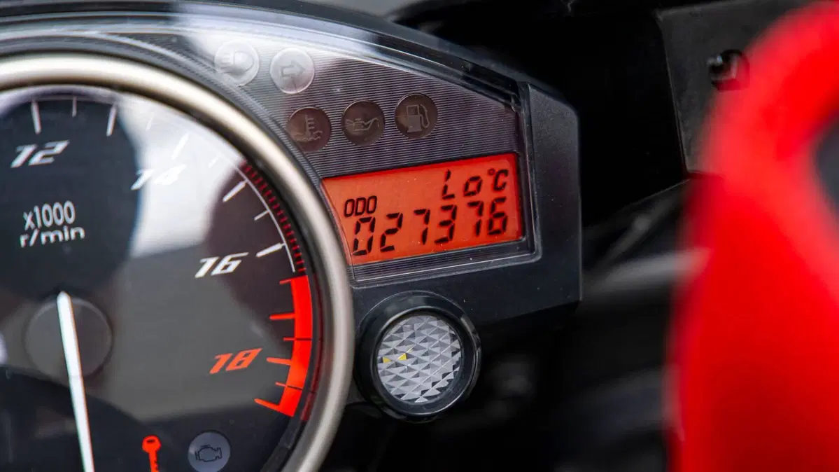 Yamaha YZF R6 (2010 - 16) (20)
