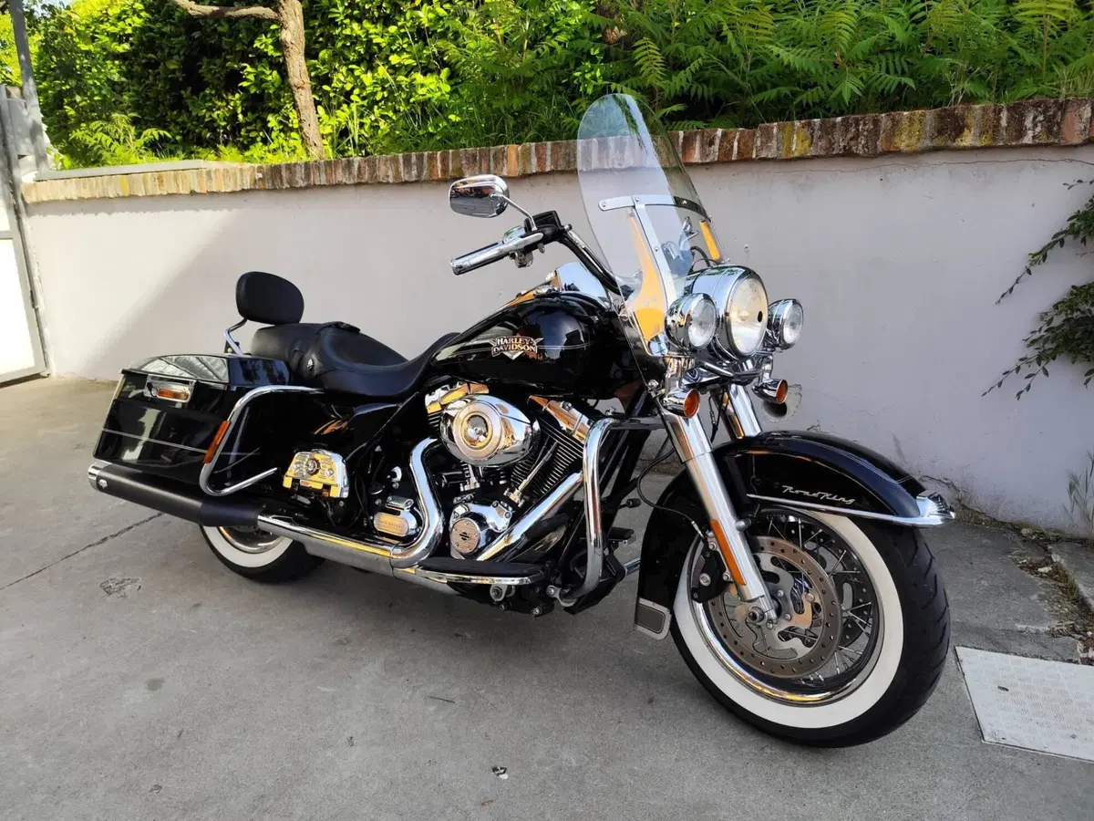 Harley-Davidson 103 Road King Classic (2011 - 13) - FLHRC (2)