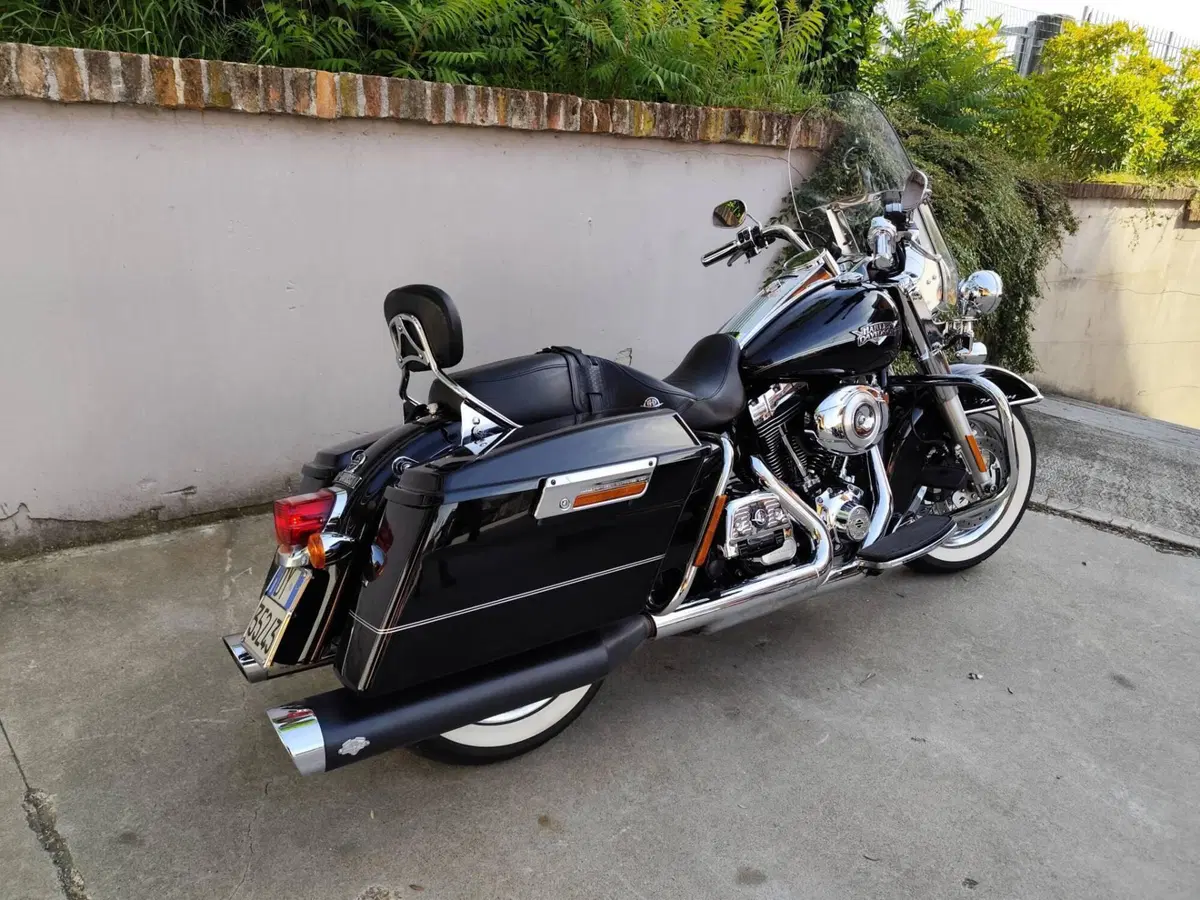 Harley-Davidson 103 Road King Classic (2011 - 13) - FLHRC (4)
