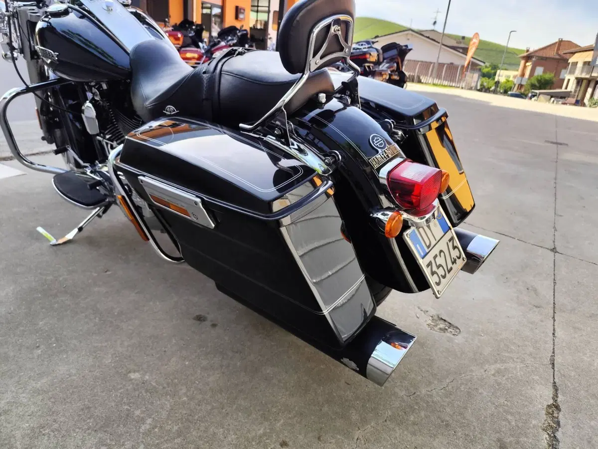Harley-Davidson 103 Road King Classic (2011 - 13) - FLHRC (7)