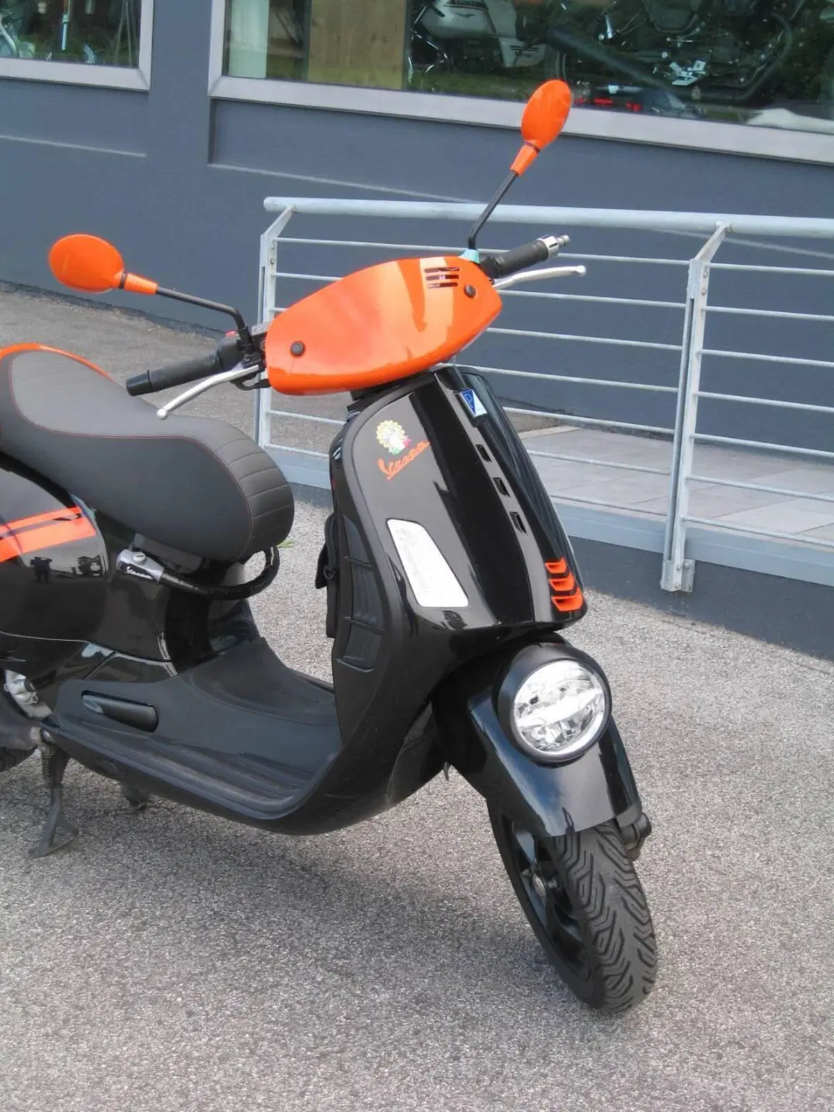 Vespa GTV 300 Hpe (2023 - 25) (2)