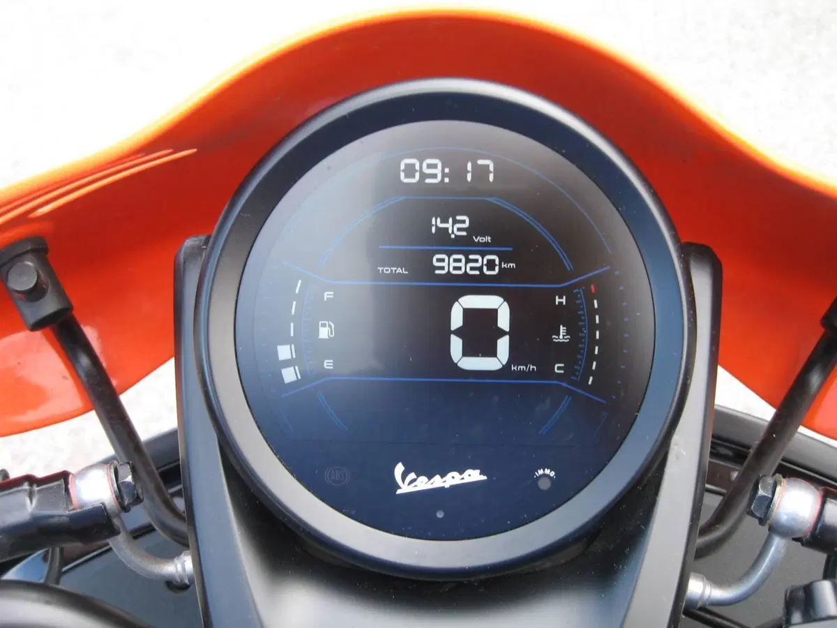 Vespa GTV 300 Hpe (2023 - 25) (5)