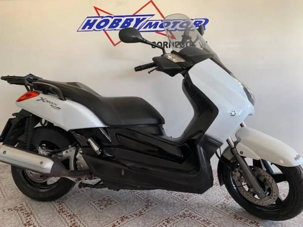 Yamaha X-Max 250 (2007 - 09) (2)