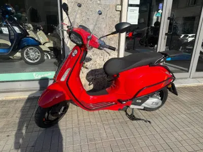 Vespa Sprint 150 S (2023 - 25) usata