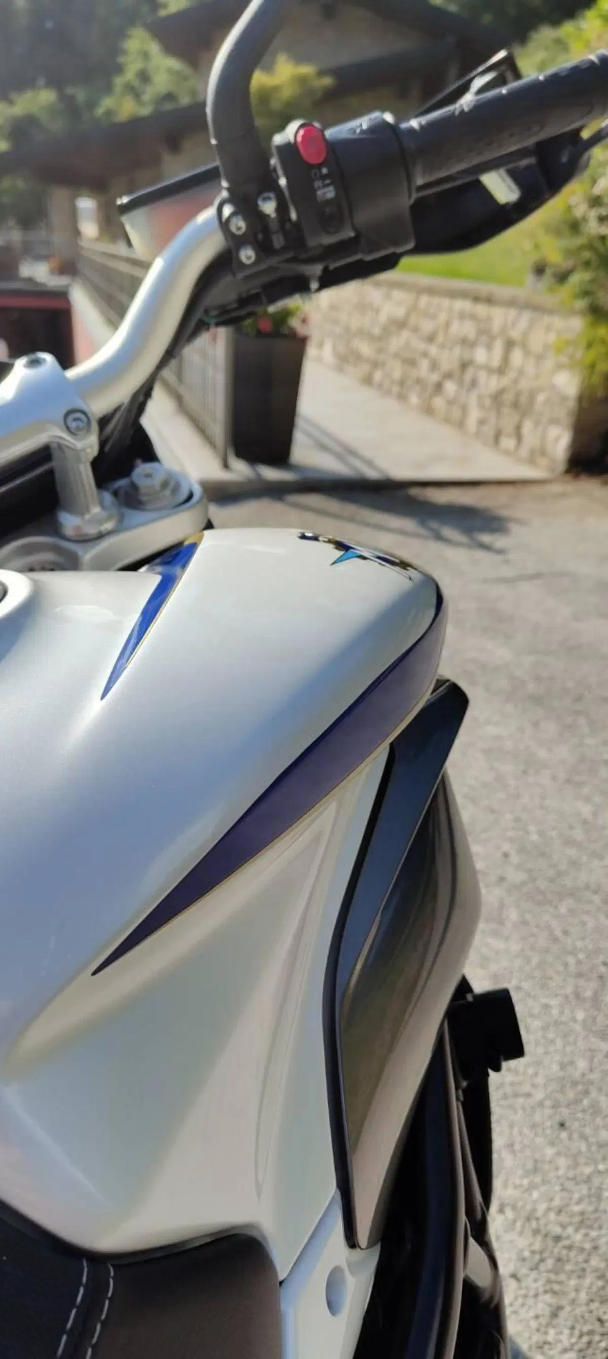 MV Agusta Stradale 800 EAS ABS (2015 - 17) (9)