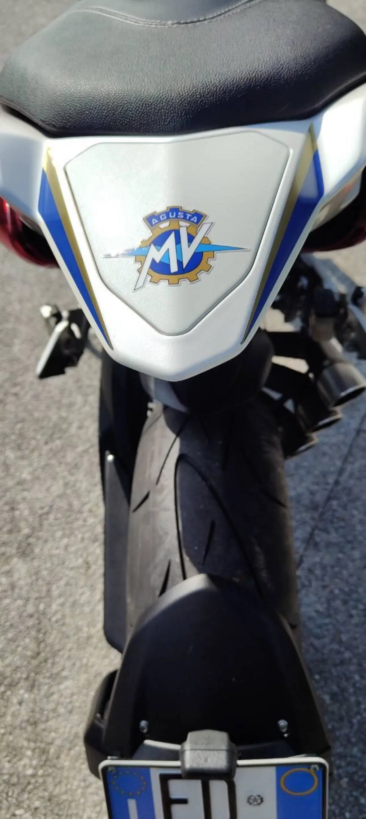 MV Agusta Stradale 800 EAS ABS (2015 - 17) (10)