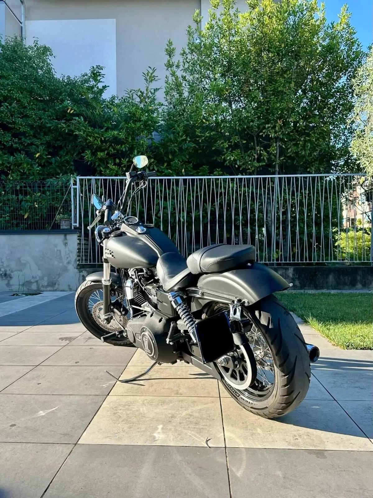 Harley-Davidson 1584 Street Bob (2008 - 15) - FXDB (4)