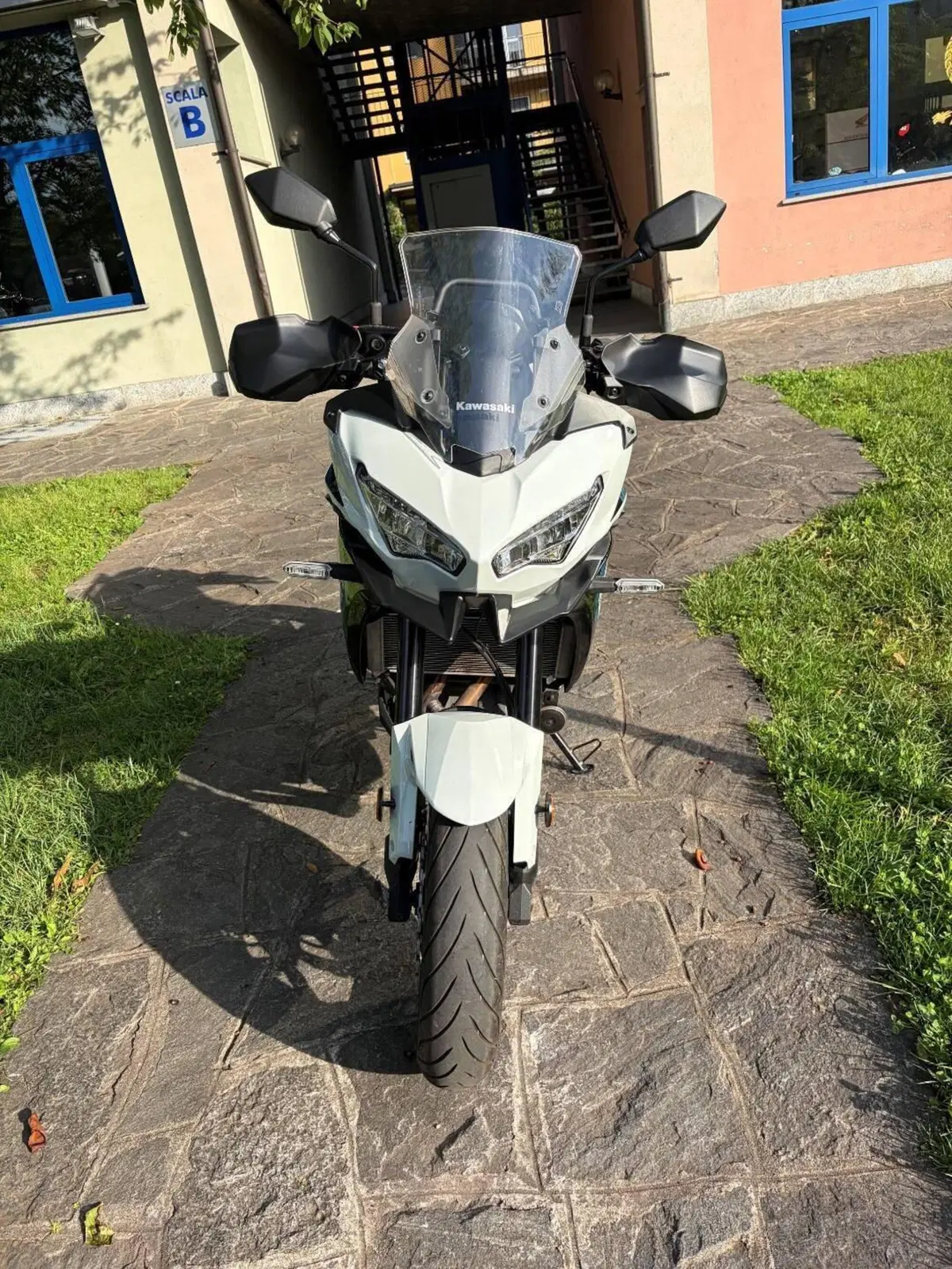 Kawasaki Versys 650 (2025 - 26) (3)