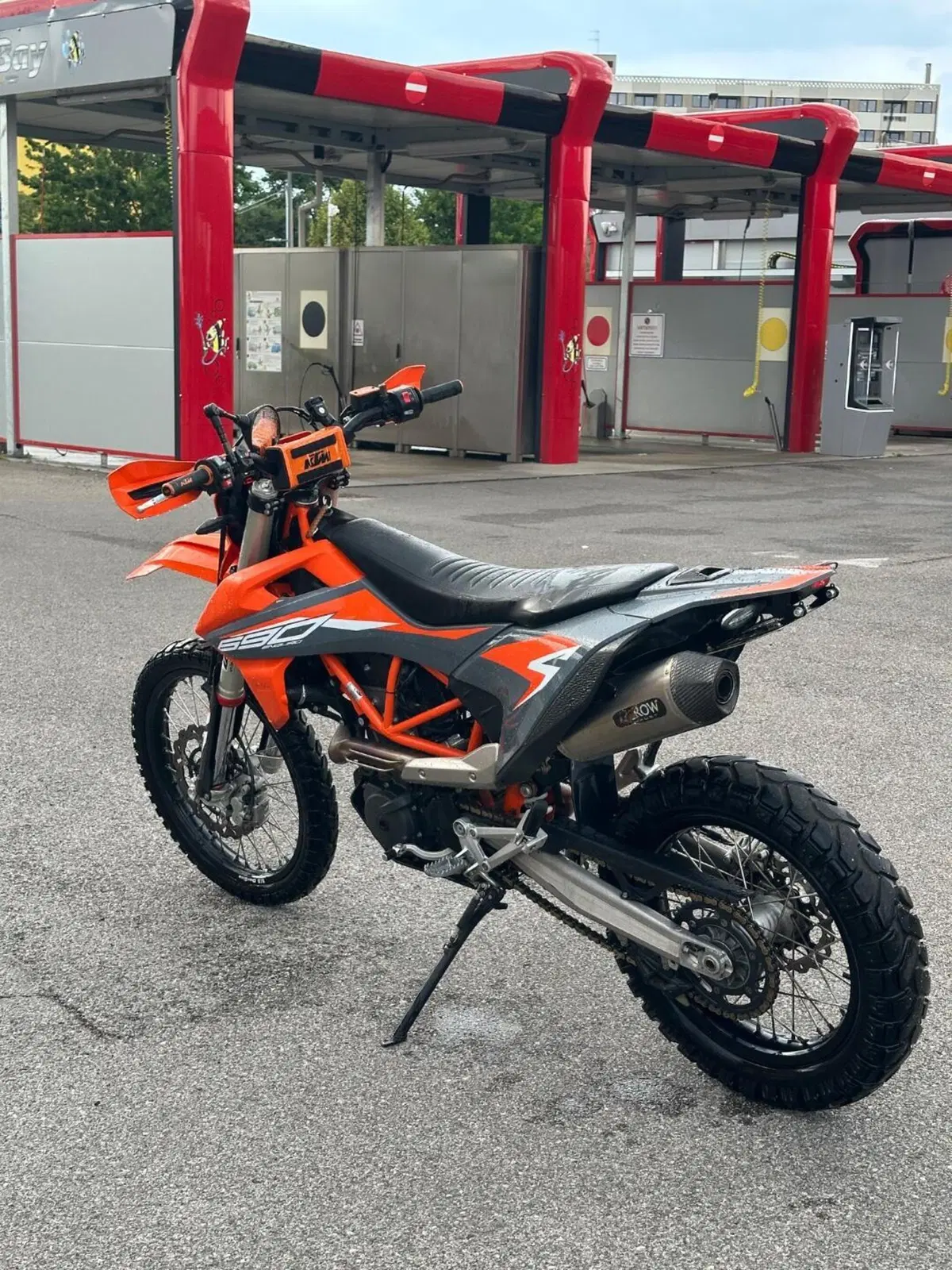 KTM 690 Enduro R (2021) (2)