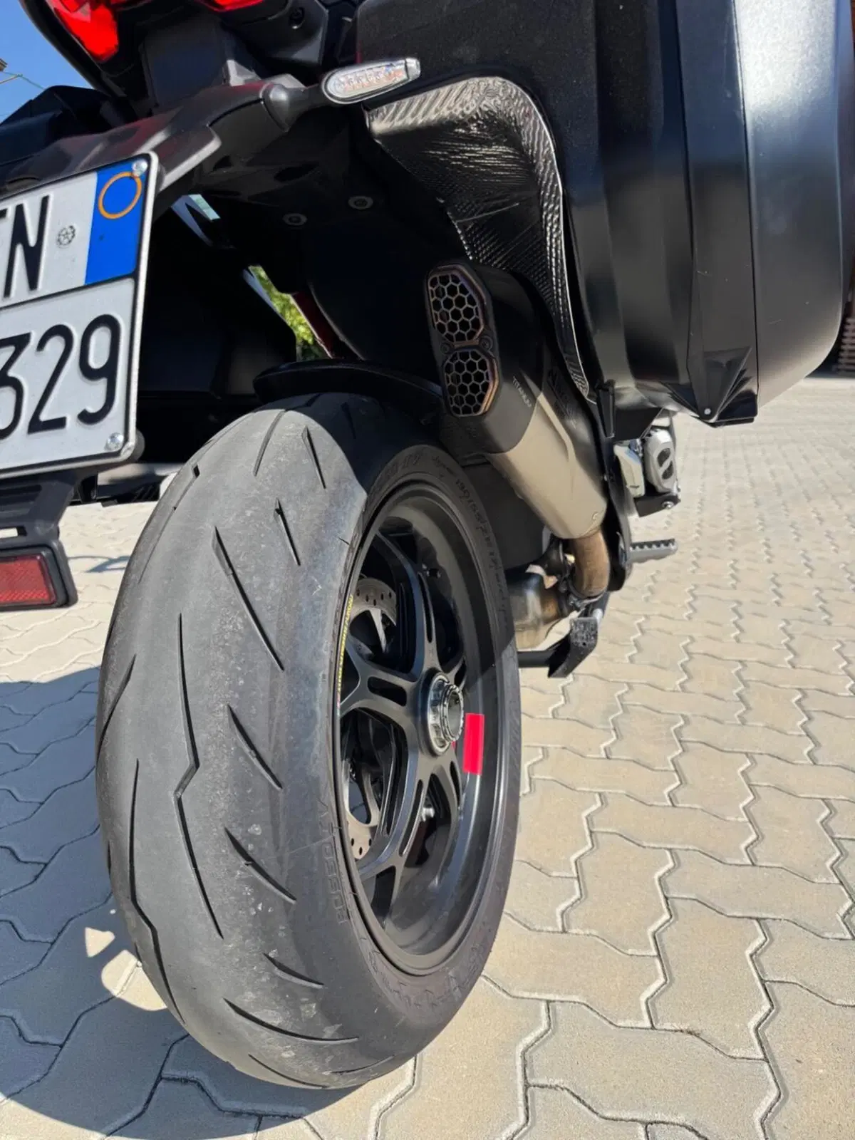 Ducati Multistrada V4 Pikes Peak (2025 - 26) (9)